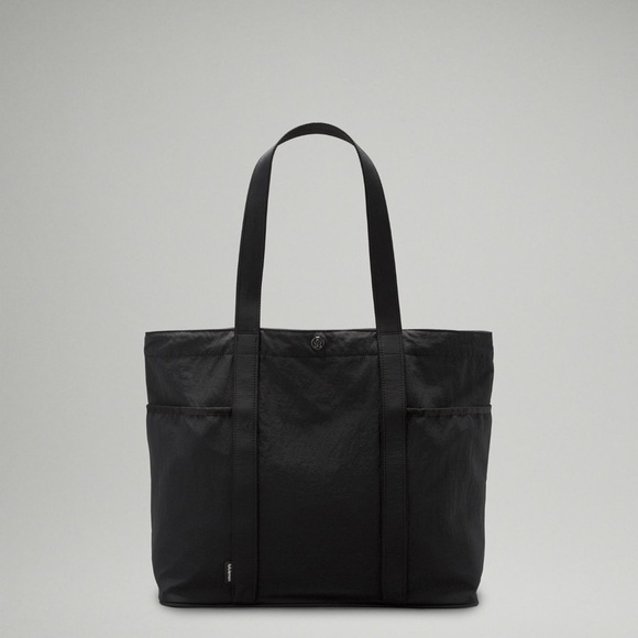 Lululemon 20L Tote - Picture 2 of 10